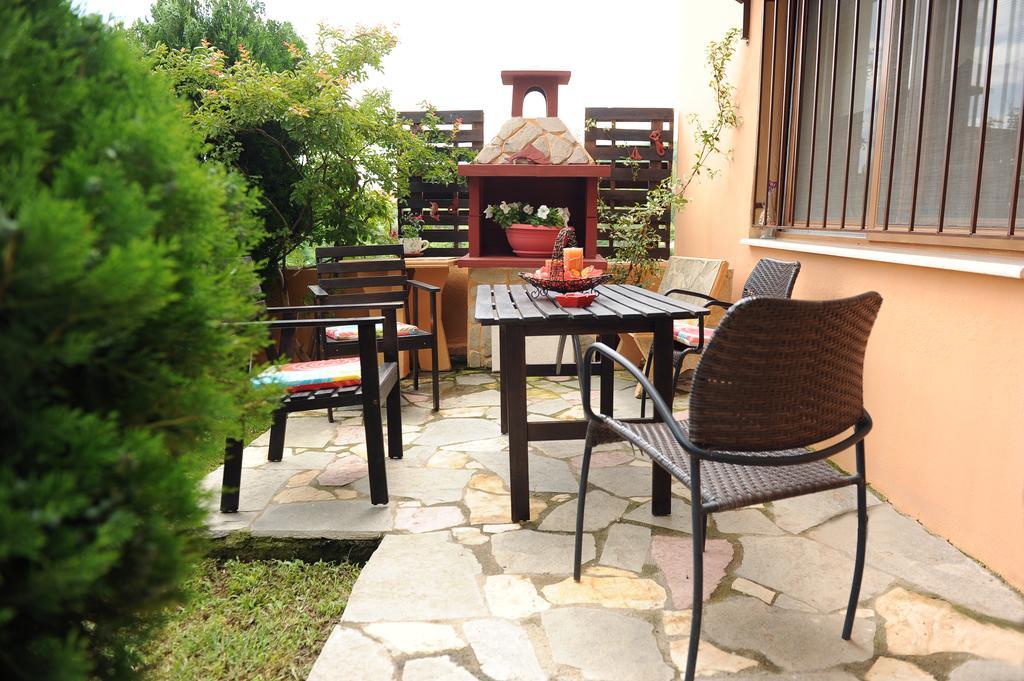 Guesthouse Kerkinitis Lithotopos Экстерьер фото