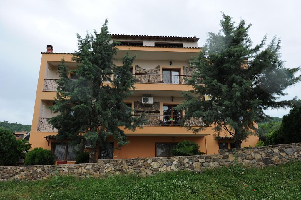 Guesthouse Kerkinitis Lithotopos Экстерьер фото