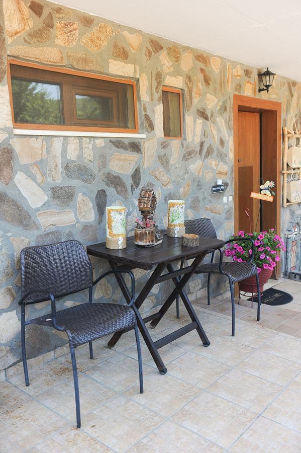 Guesthouse Kerkinitis Lithotopos Экстерьер фото